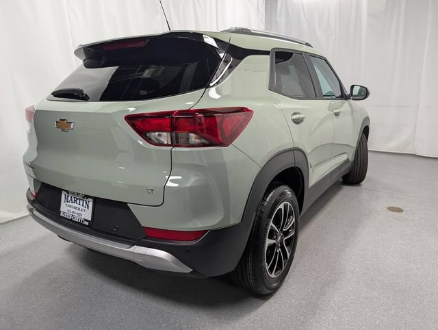 New 2026 Chevrolet TrailBlazer LT w/ LT Cold Weather Package FWD image 3