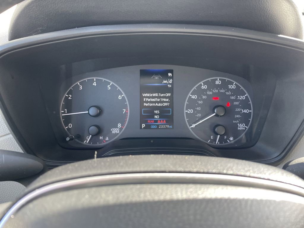 Used 2023 Toyota Corolla Cross LE w/ Moonroof Package AWD/4WD image 17