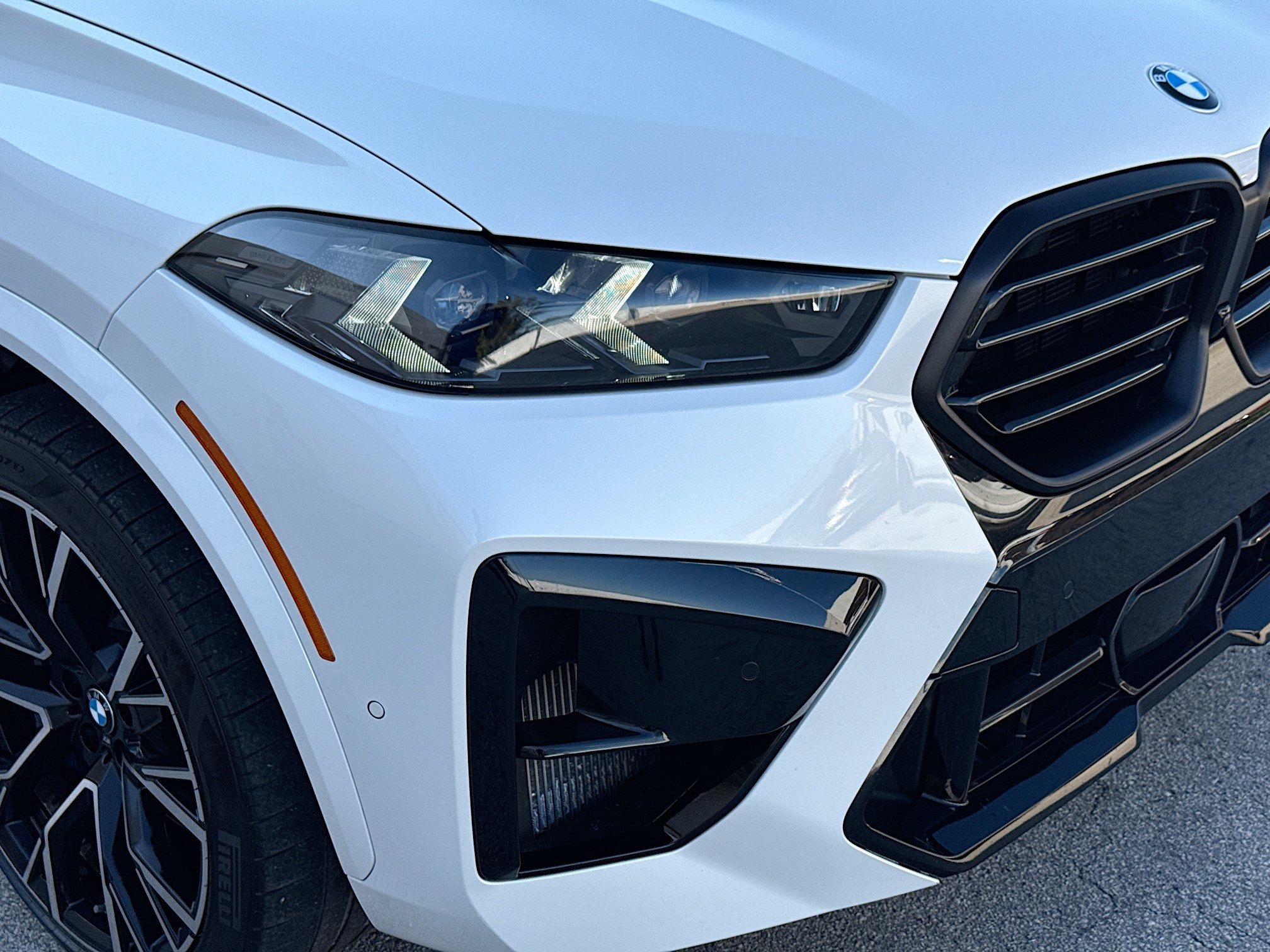 Used 2024 BMW X5 M Competition w/ Executive Package image 35