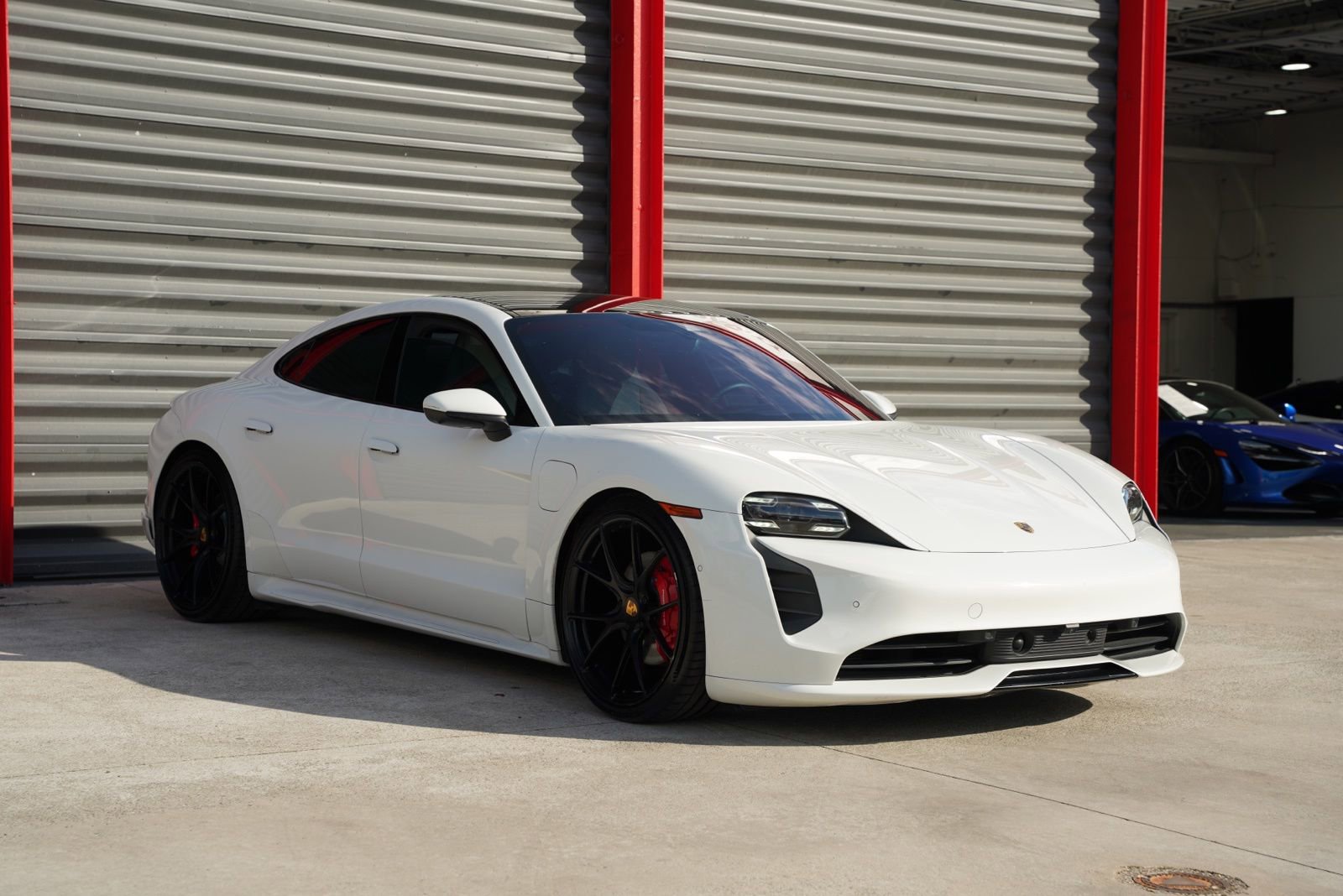 Used 2020 Porsche Taycan 4S w/ Premium Package image 2