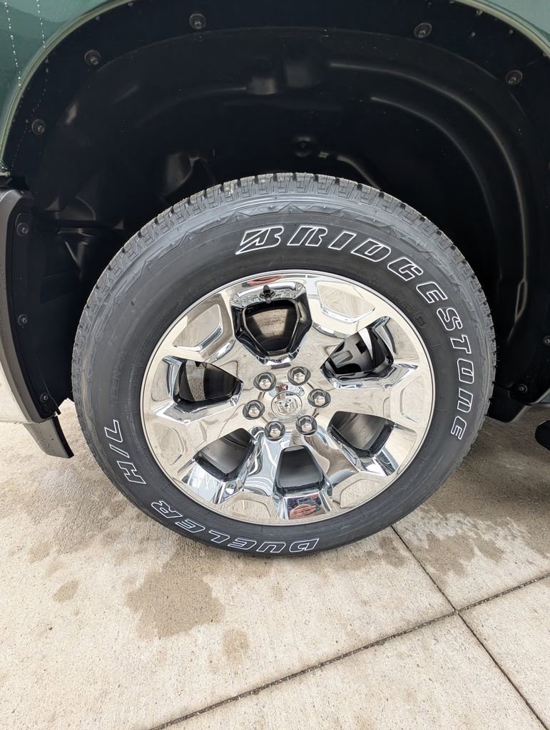 New 2026 RAM 1500 4x4 Crew Cab image 46