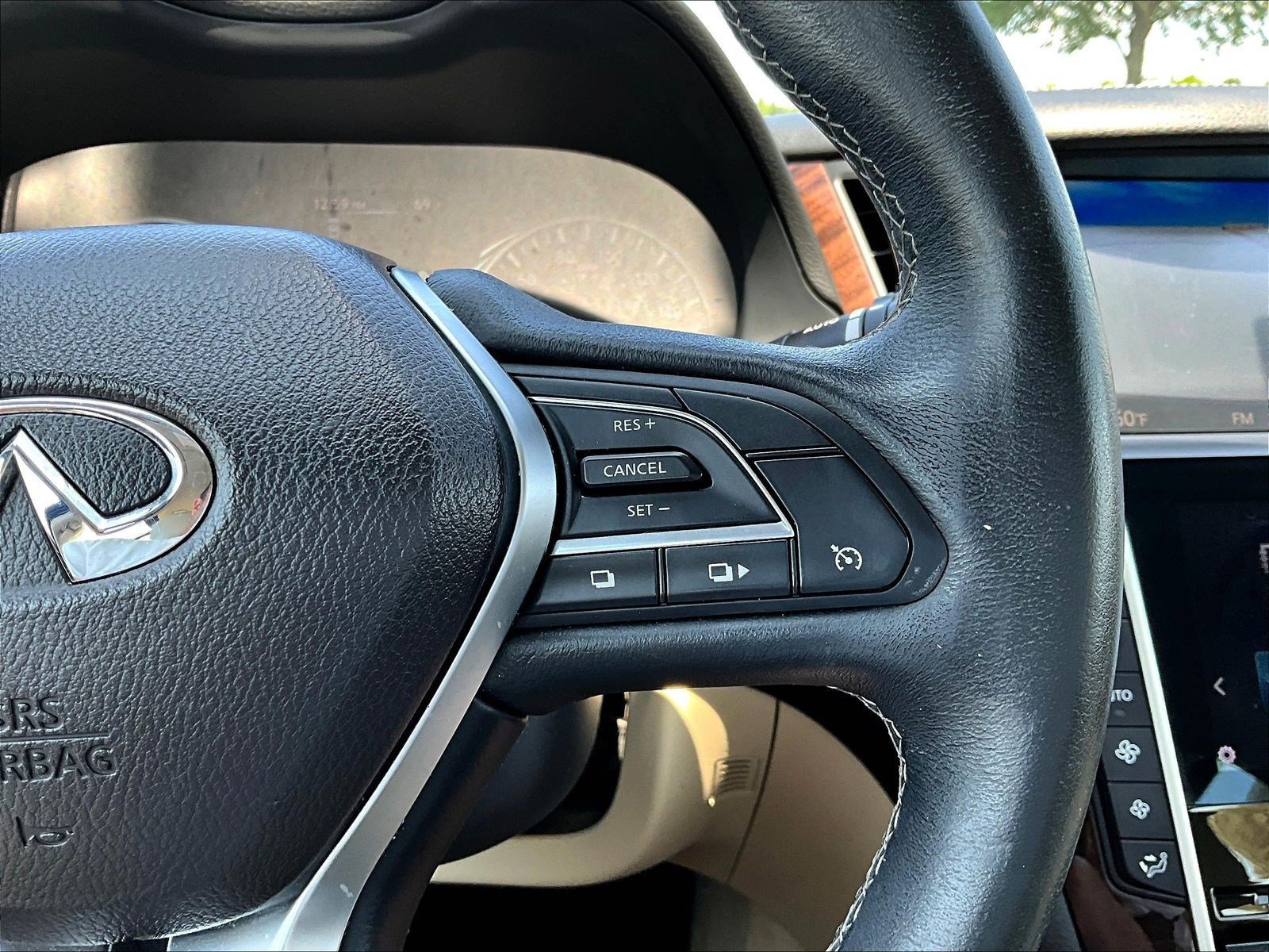 Used 2019 INFINITI Q50 Luxe w/ Essential Package (3.0T Luxe) AWD/4WD image 12