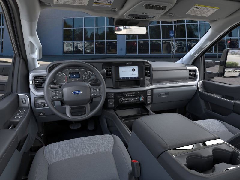 New 2025 Ford F250 XLT w/ FX4 Off-Road Package image 9