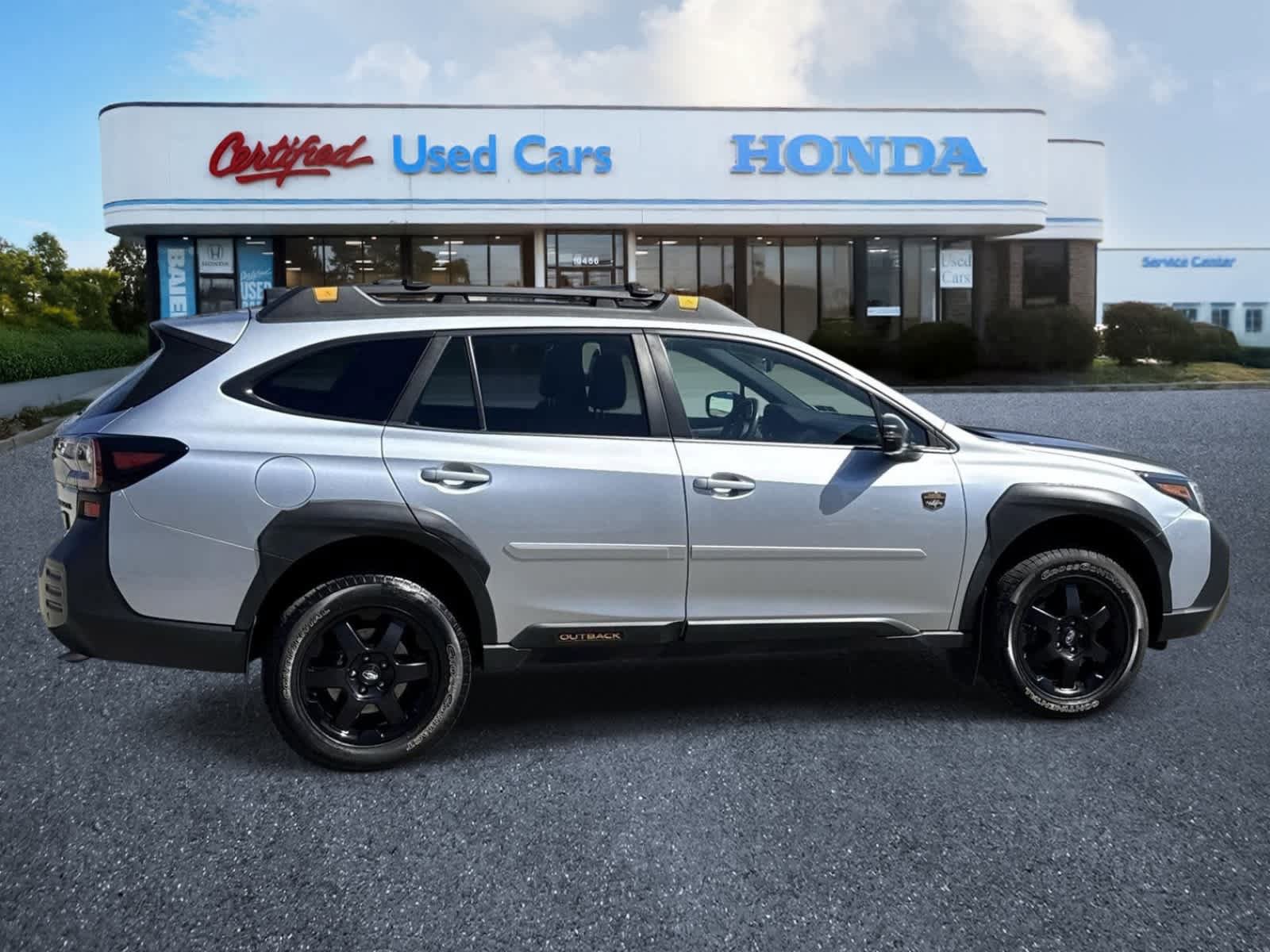 Used 2023 Subaru Outback Wilderness image 6