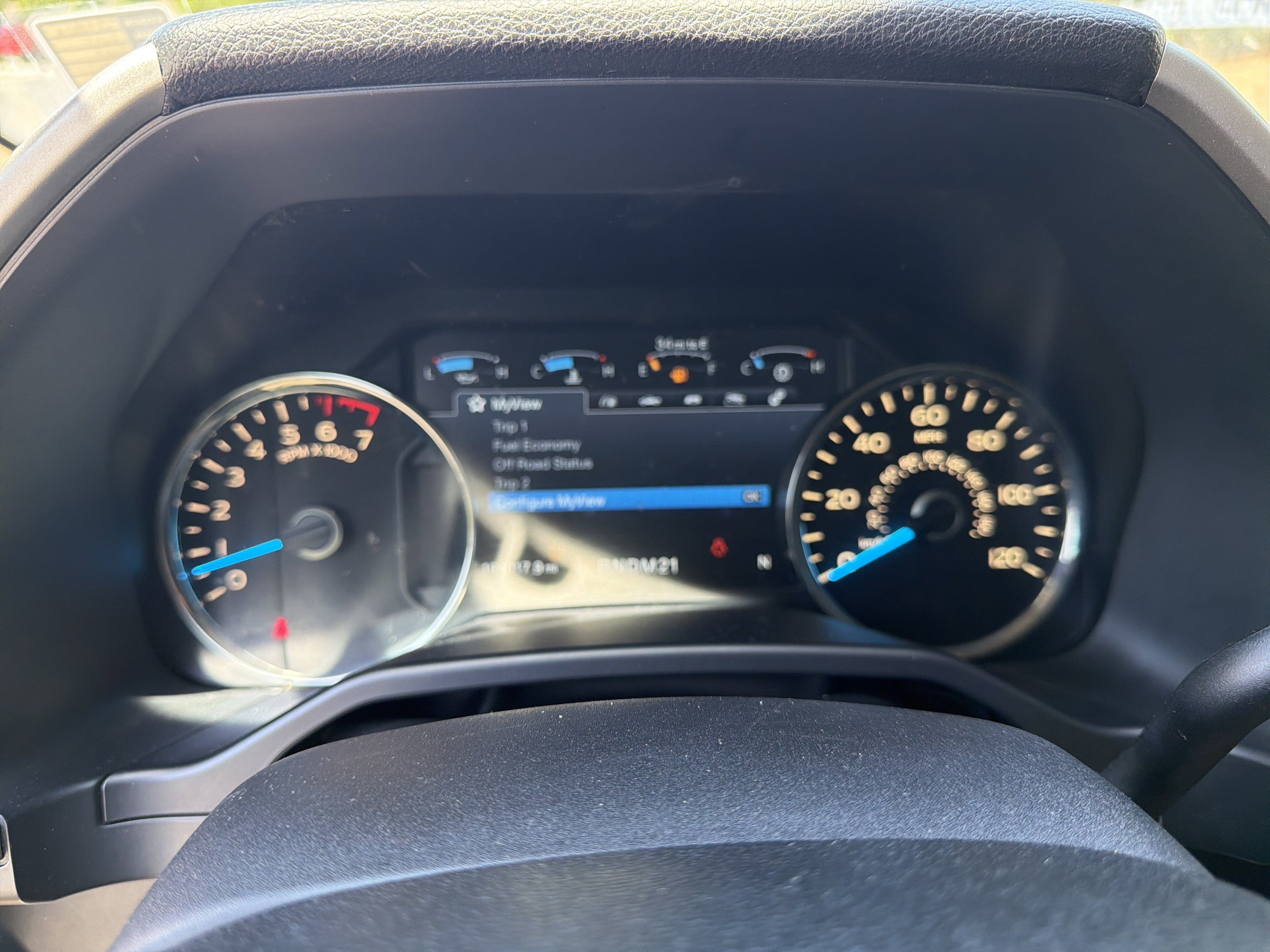 Used 2015 Ford F150 Lariat w/ Trailer Tow Package AWD/4WD image 31