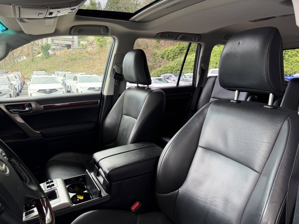 Used 2018 Lexus GX 460 Luxury image 15