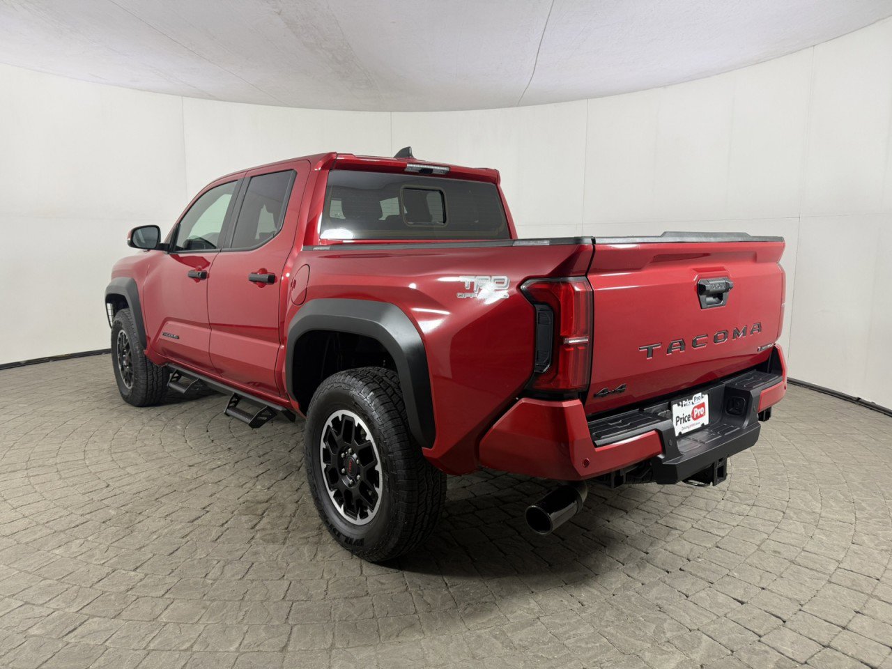 Used 2025 Toyota Tacoma TRD Off-Road w/ TRD Off Road Upgrade Package AWD/4WD image 6