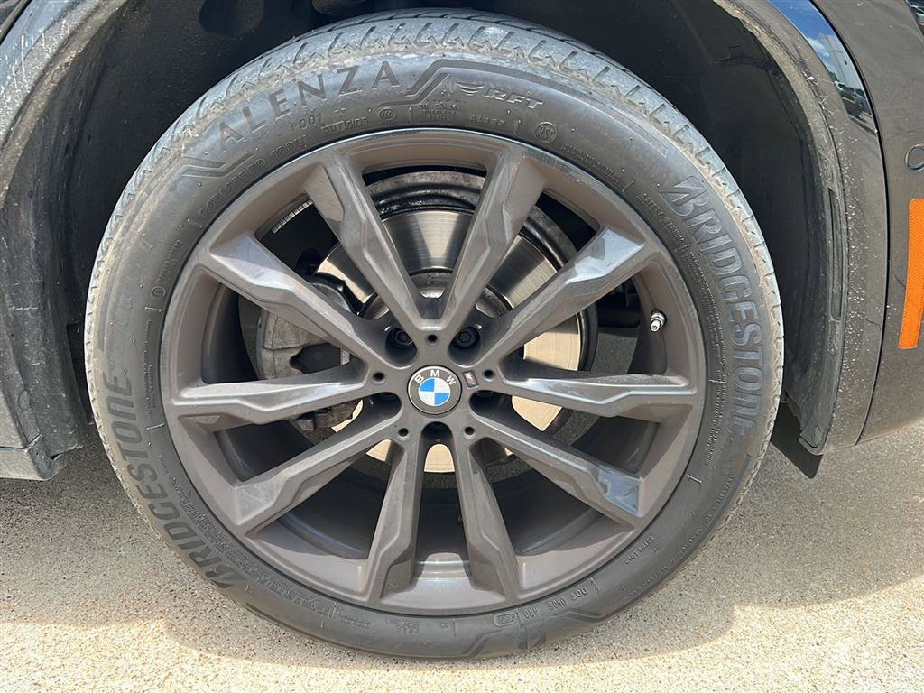 Certified 2024 BMW X4 xDrive30i w/ Premium Package AWD/4WD image 6