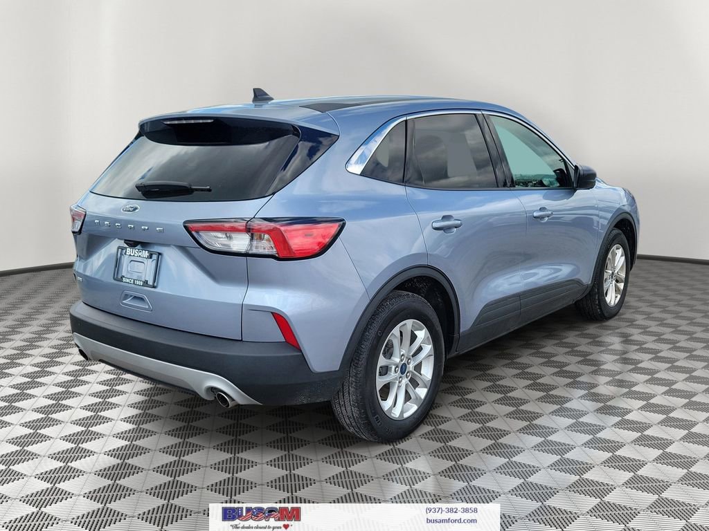 Used 2022 Ford Escape SE w/ Convenience Package FWD image 4