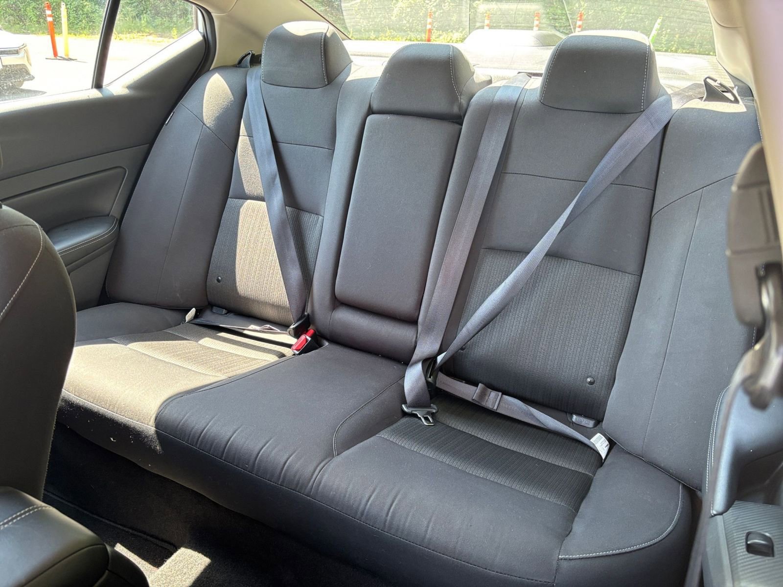 Used 2025 Nissan Altima 2.5 SV FWD image 37