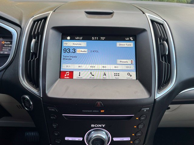 Used 2018 Ford Edge Titanium w/ Equipment Group 301A AWD/4WD image 17