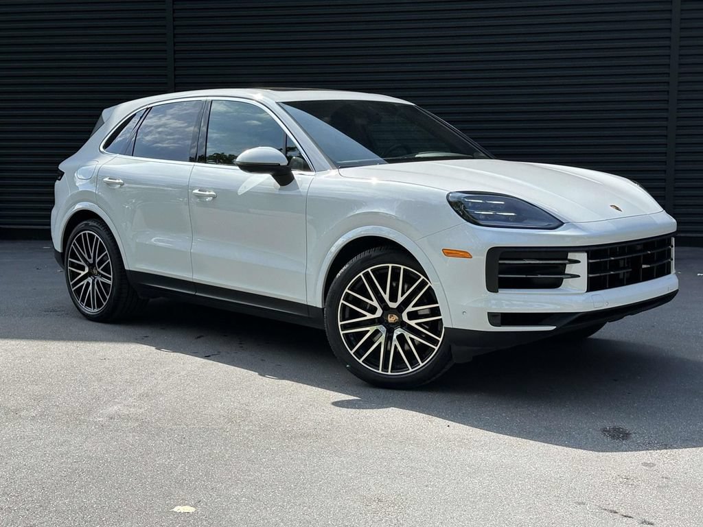 Certified 2026 Porsche Cayenne AWD/4WD image 7