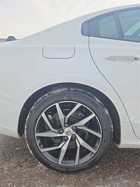 Used 2019 Volvo S60 T5 Momentum w/ Premium Package image 35