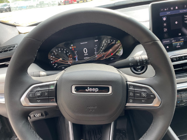Used 2023 Jeep Compass Limited AWD/4WD image 29