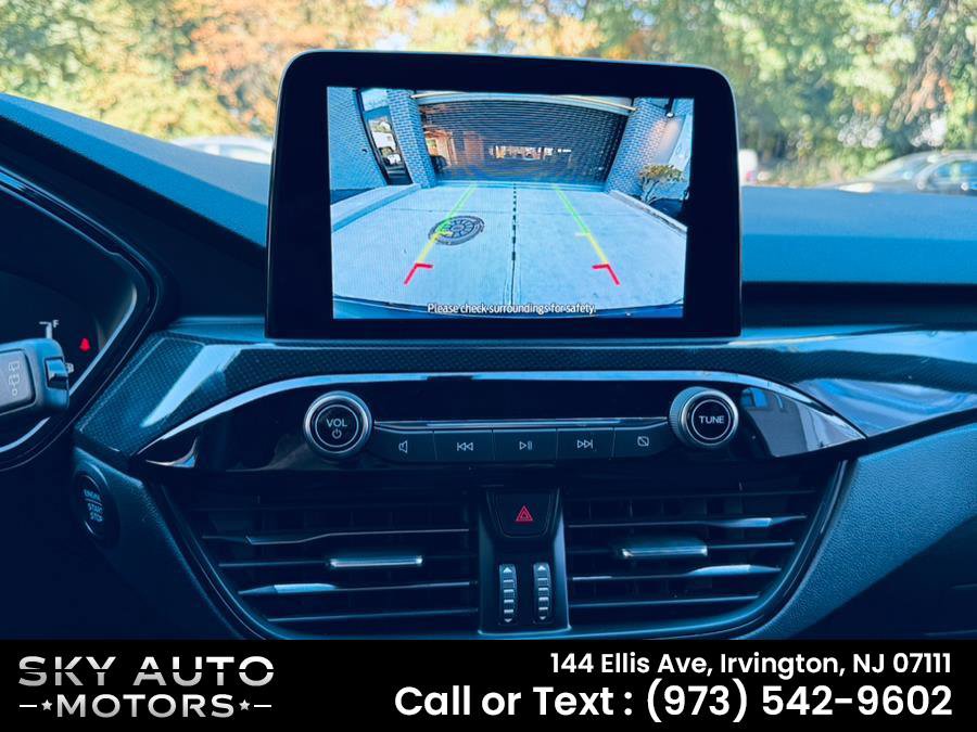 Used 2023 Ford Escape ST-Line FWD image 21