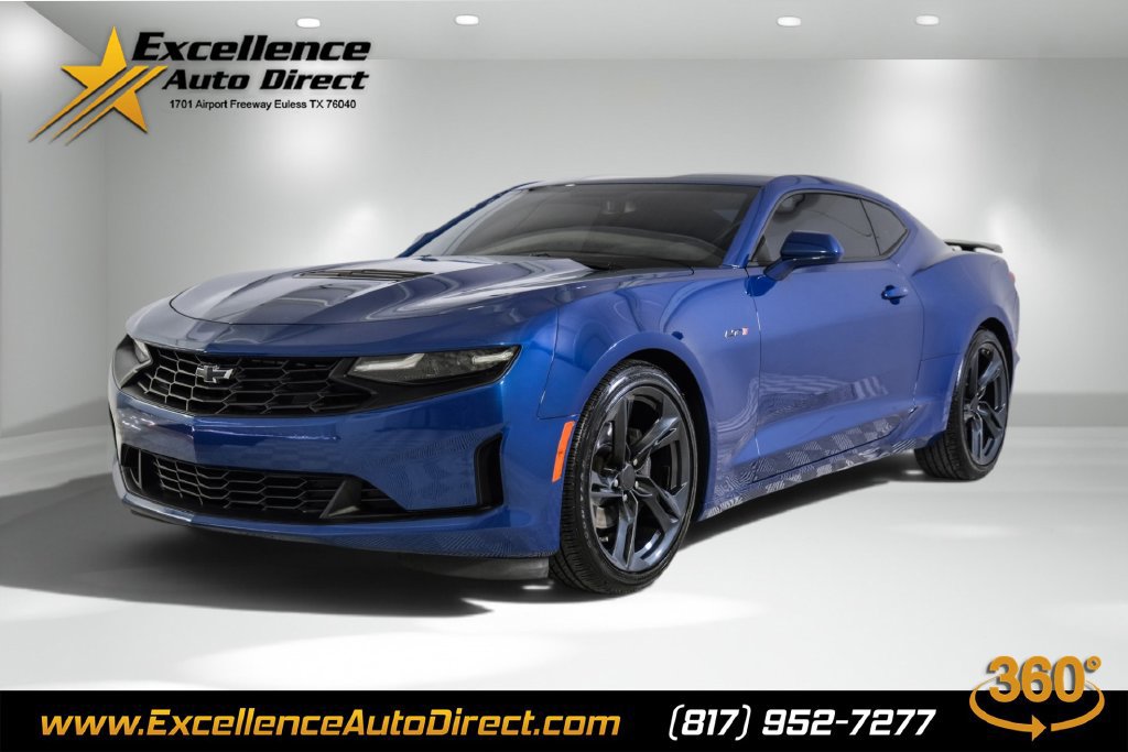 Used 2020 Chevrolet Camaro LT RWD image 1