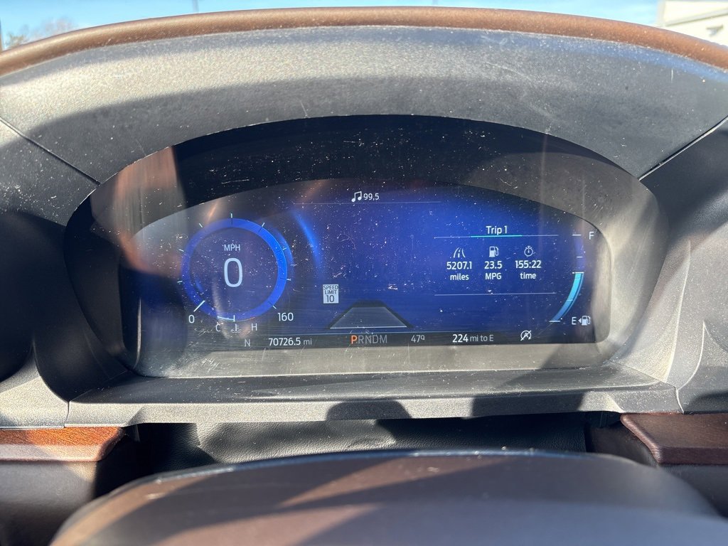 Used 2021 Ford Explorer King Ranch w/ Premium Technology Package image 17