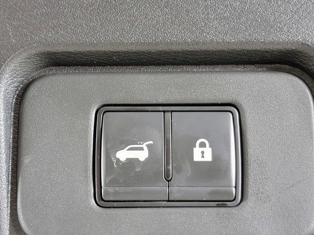 Used 2026 Nissan Rogue SV FWD image 17