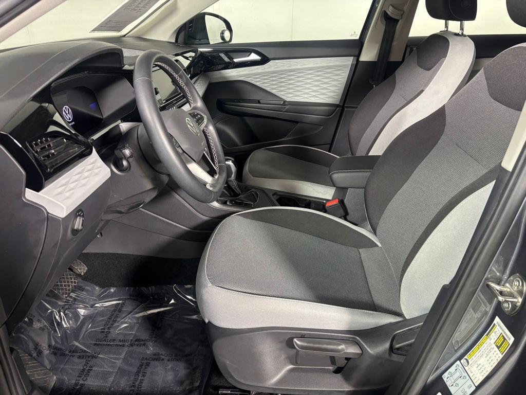 Used 2022 Volkswagen Taos S w/ IQ Drive S Package image 9