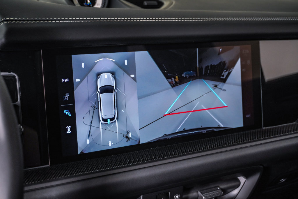New 2026 Porsche Cayenne GTS AWD/4WD image 23
