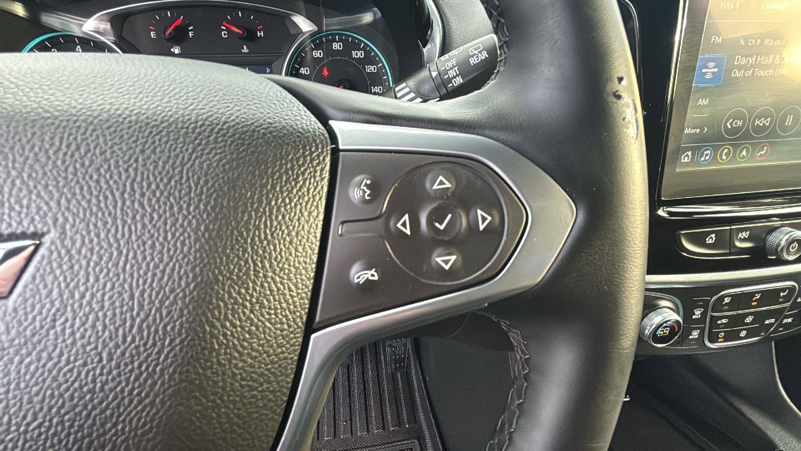 Used 2024 Chevrolet Traverse RS image 17