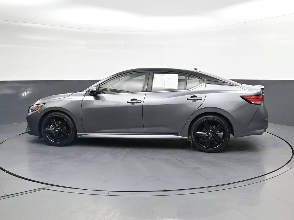 Used 2023 Nissan Sentra SR w/ Midnight Edition Package FWD image 11