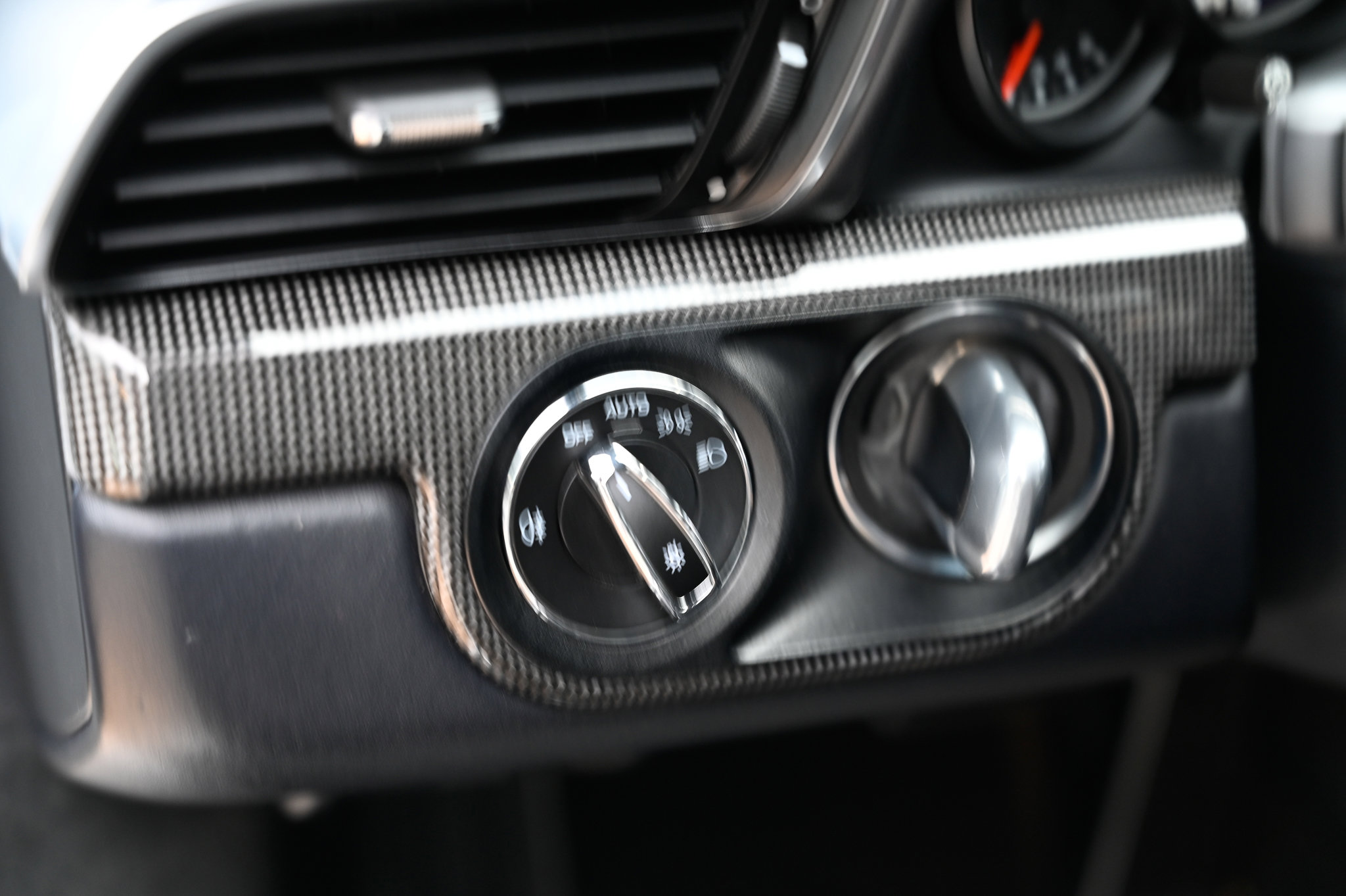 Used 2019 Porsche 911 Turbo S image 22