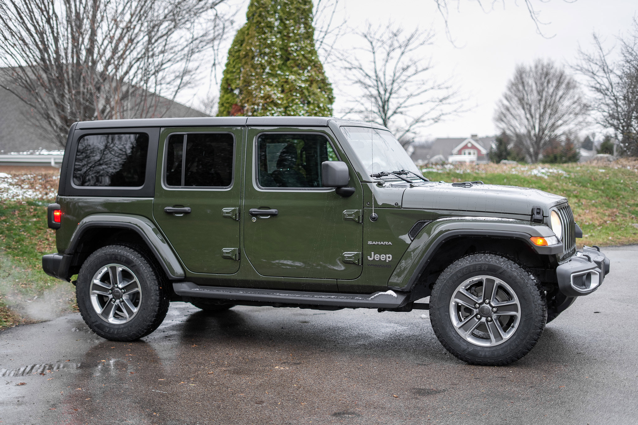 Used 2021 Jeep Wrangler Unlimited Sahara image 4
