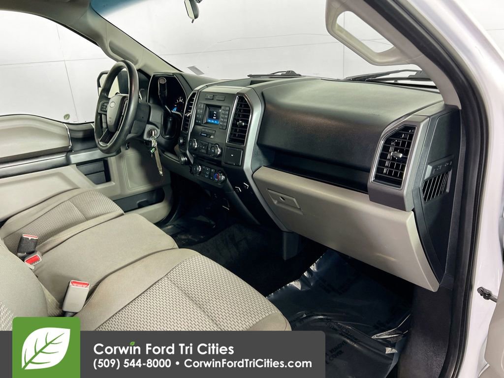 Used 2017 Ford F150 XLT w/ Trailer Tow Package AWD/4WD image 27