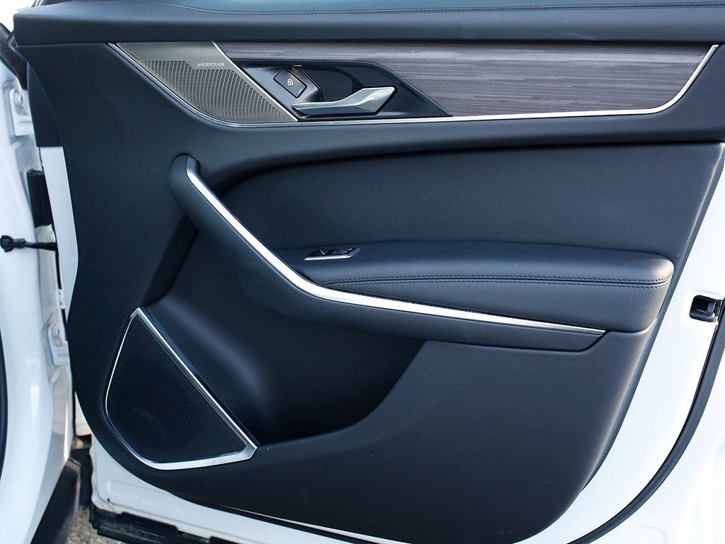 Used 2022 Jaguar F-PACE S image 23