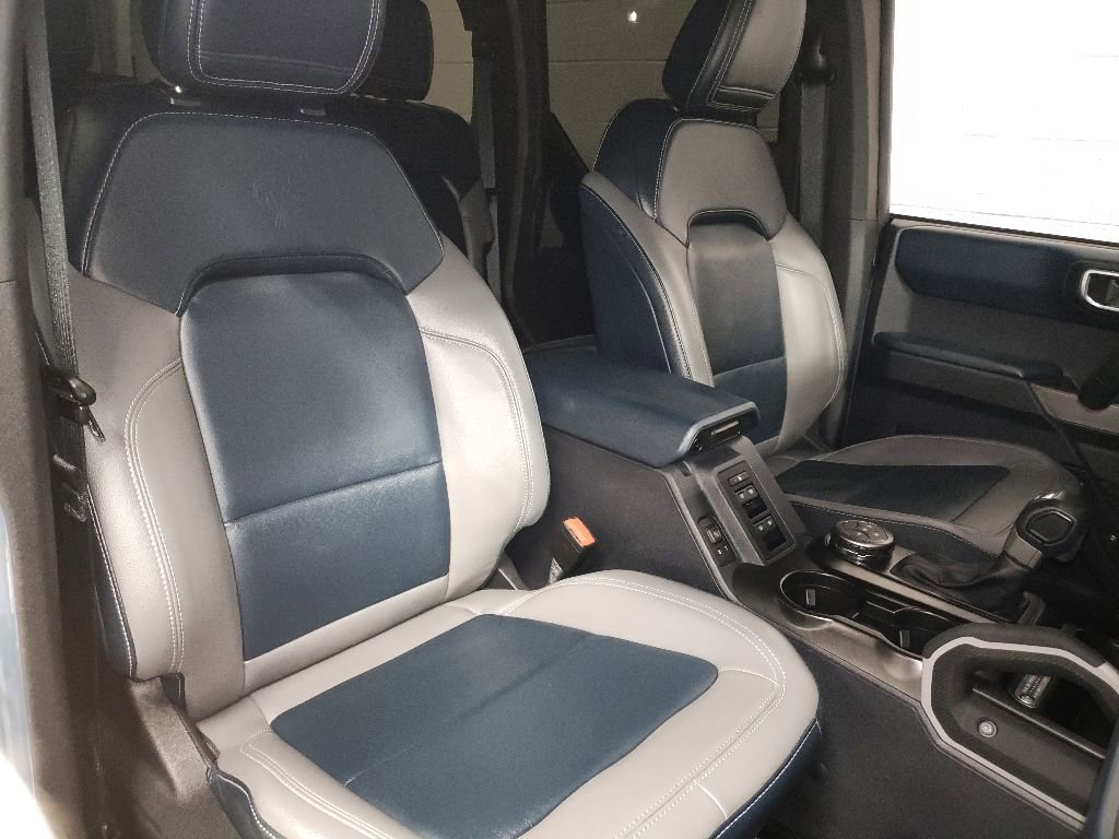 Used 2023 Ford Bronco Outer Banks AWD/4WD image 9