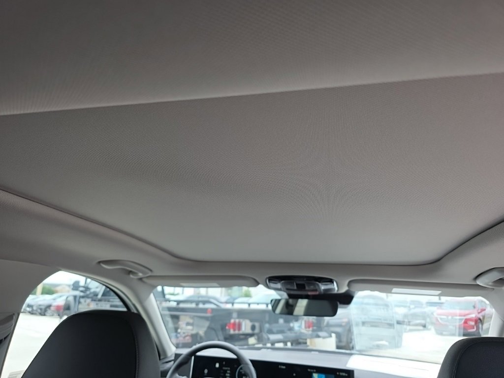 New 2025 Hyundai Sonata Limited image 18