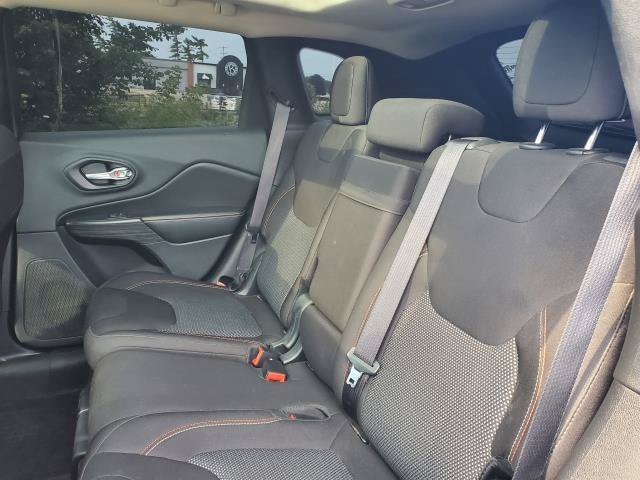 Used 2016 Jeep Cherokee 75th Anniversary FWD image 24