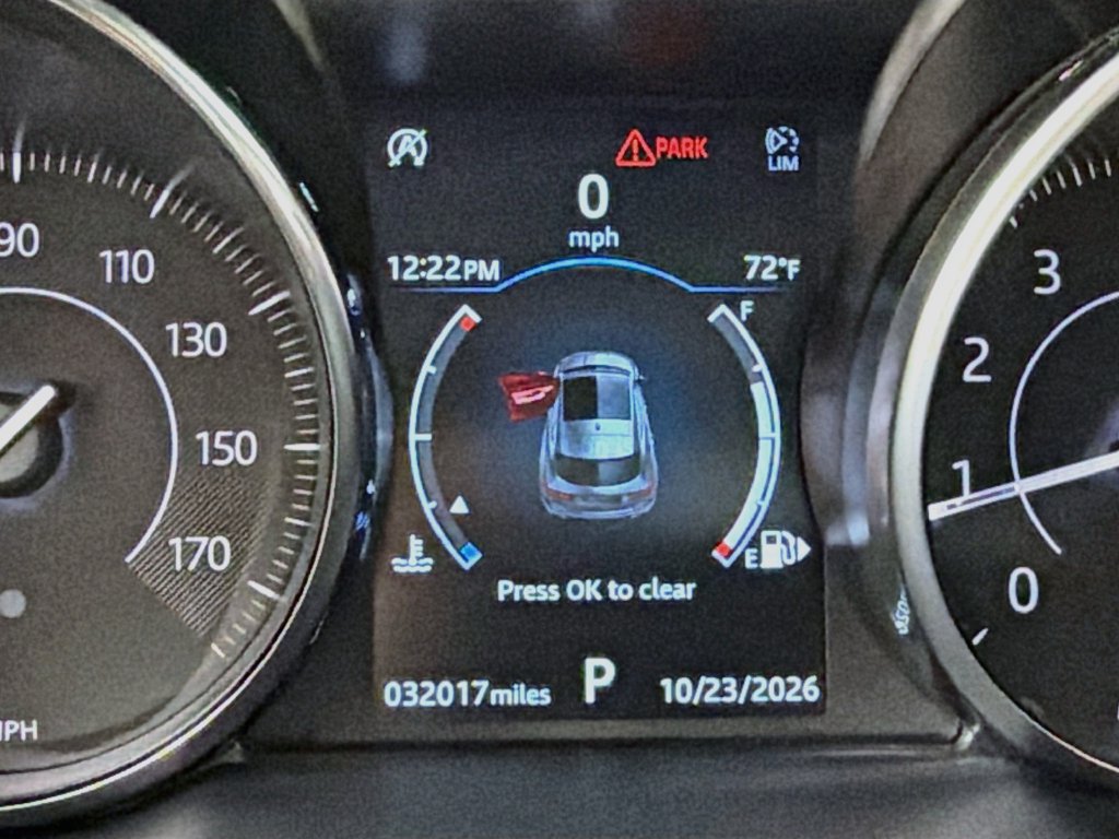 Used 2020 Jaguar E-PACE AWD/4WD image 12