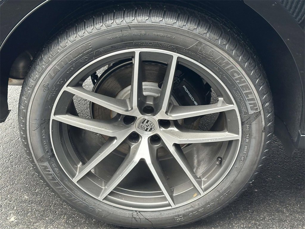 New 2026 Porsche Macan image 9