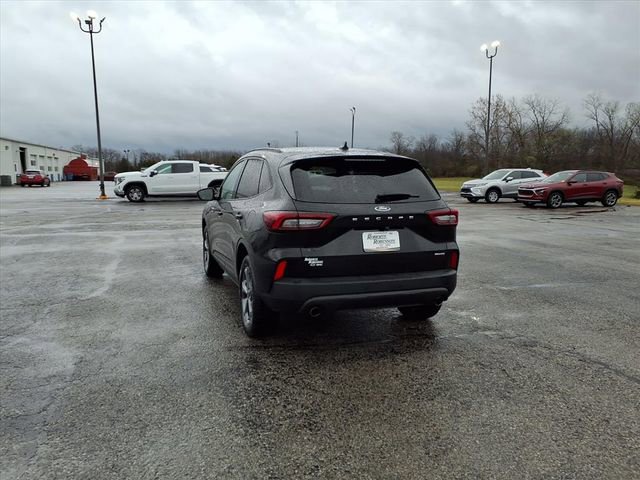 Used 2025 Ford Escape ST-Line image 25