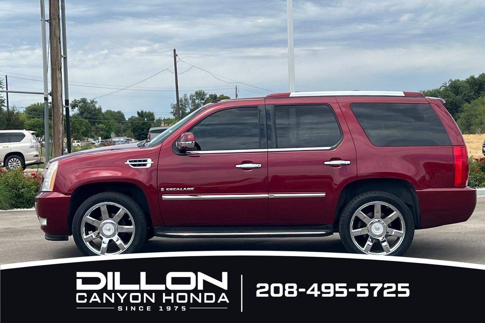 Used 2009 Cadillac Escalade AWD image 7