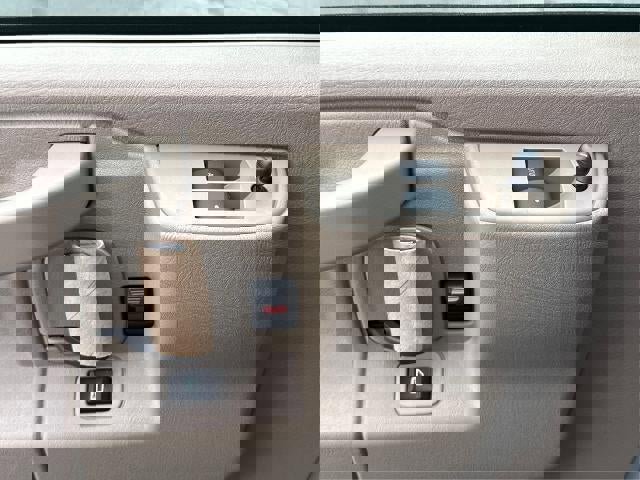 New 2025 GMC Savana 3500 Extended w/ Driver Convenience Package image 15