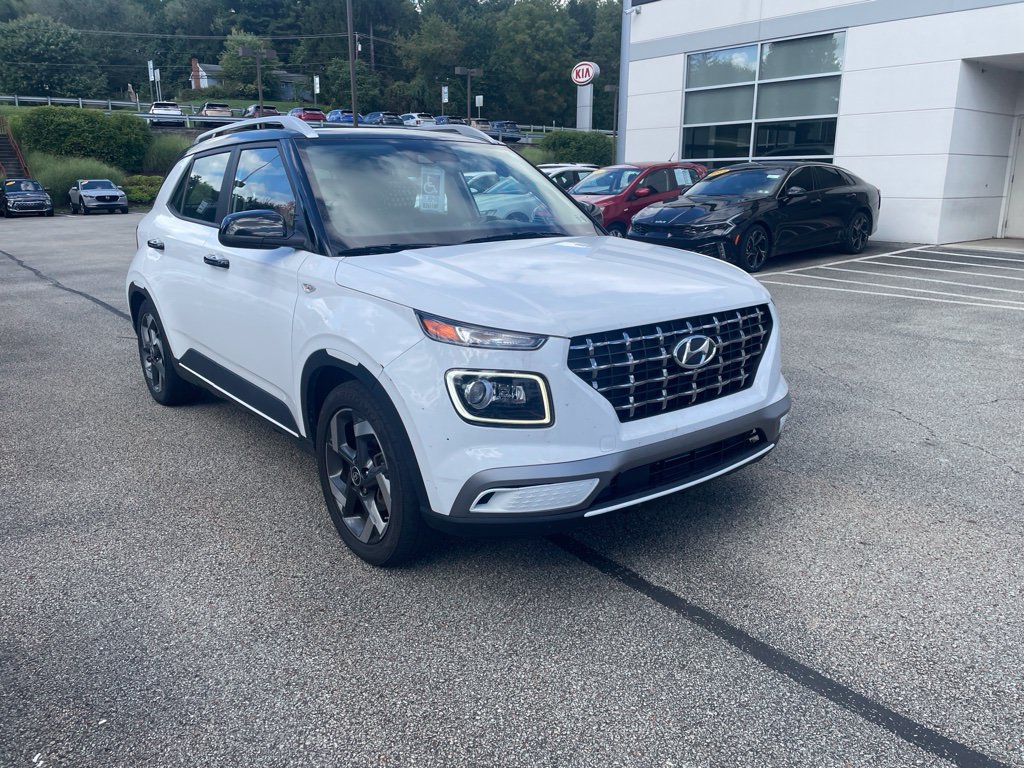 Used 2022 Hyundai Venue Limited