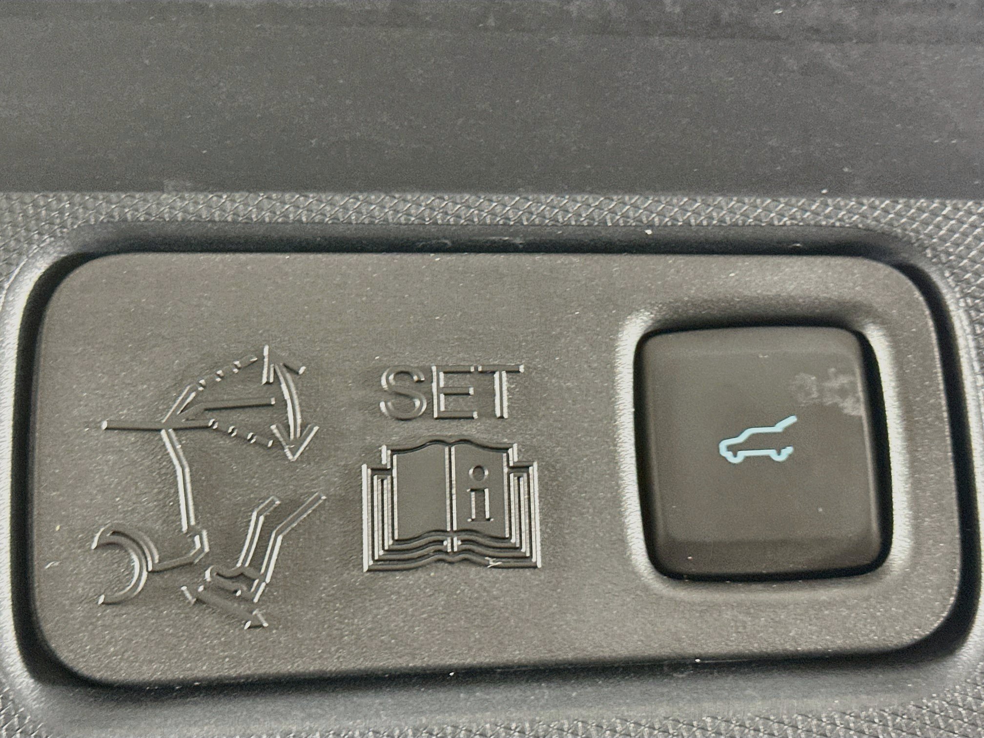 Used 2021 Ford Mustang Mach-E Premium AWD/4WD image 31