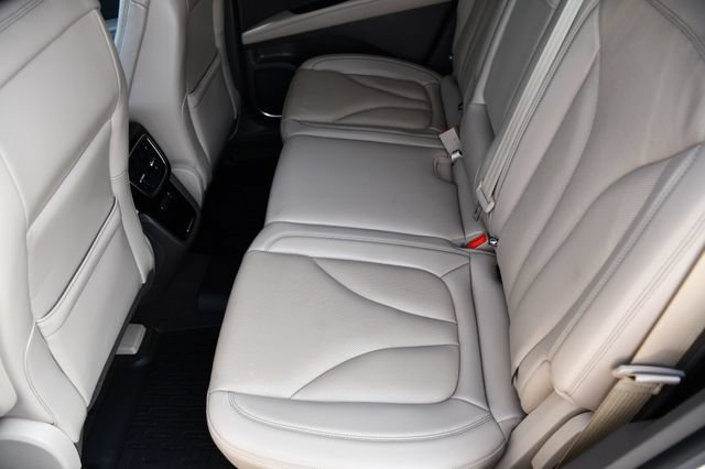 Used 2023 Lincoln Nautilus Reserve w/ Equipment Group 201A AWD/4WD image 19