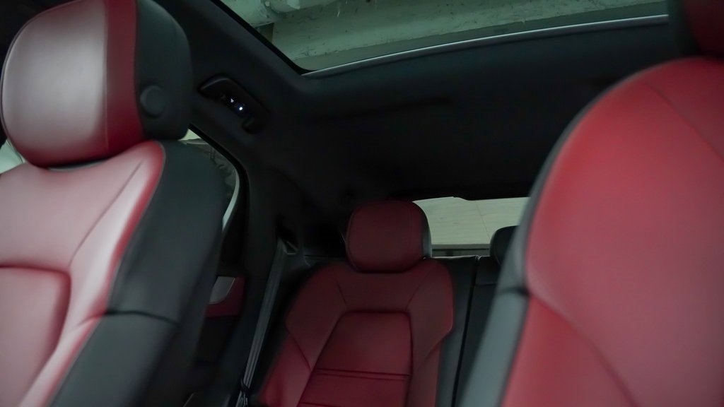 New 2026 Porsche Cayenne E-Hybrid Coupe image 35