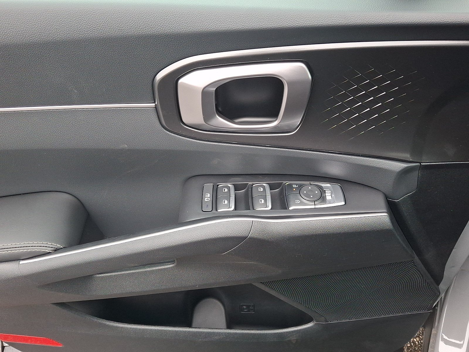 New 2026 Kia Sorento S FWD image 8