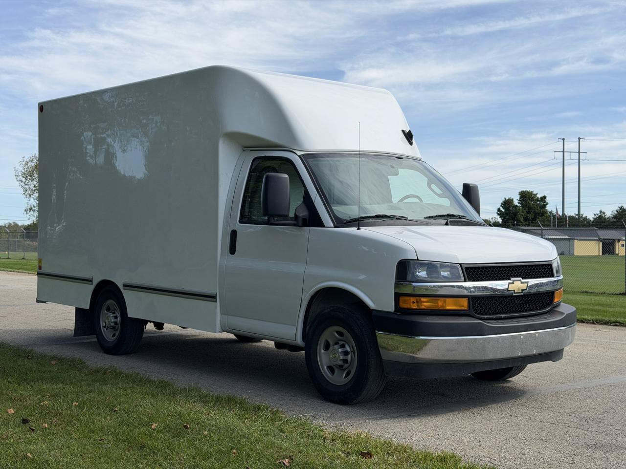 Used 2023 Chevrolet Express 3500 w/ Power Convenience Package RWD image 6