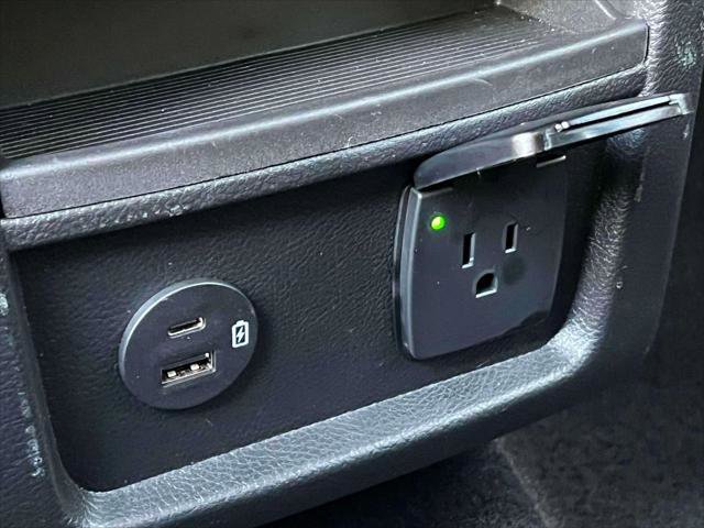 Used 2022 Ford Edge ST-Line w/ Cargo Accessory Package image 14