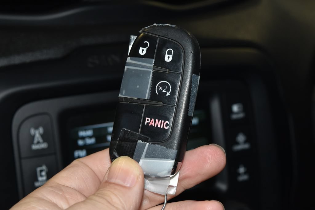 Used 2015 Jeep Renegade Limited FWD image 16