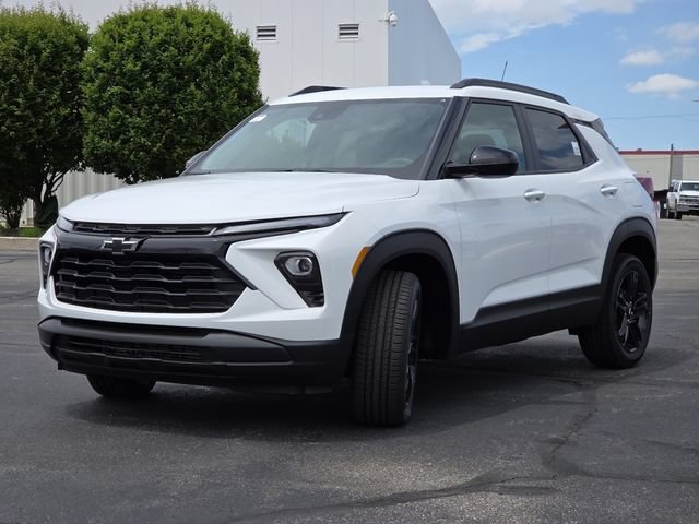 New 2026 Chevrolet TrailBlazer LT w/ Midnight Edition FWD image 15