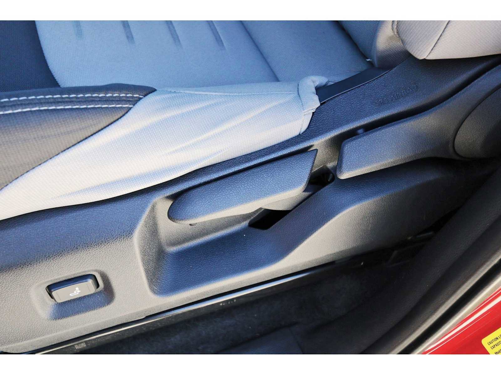 Used 2025 Toyota Tacoma TRD Sport image 28