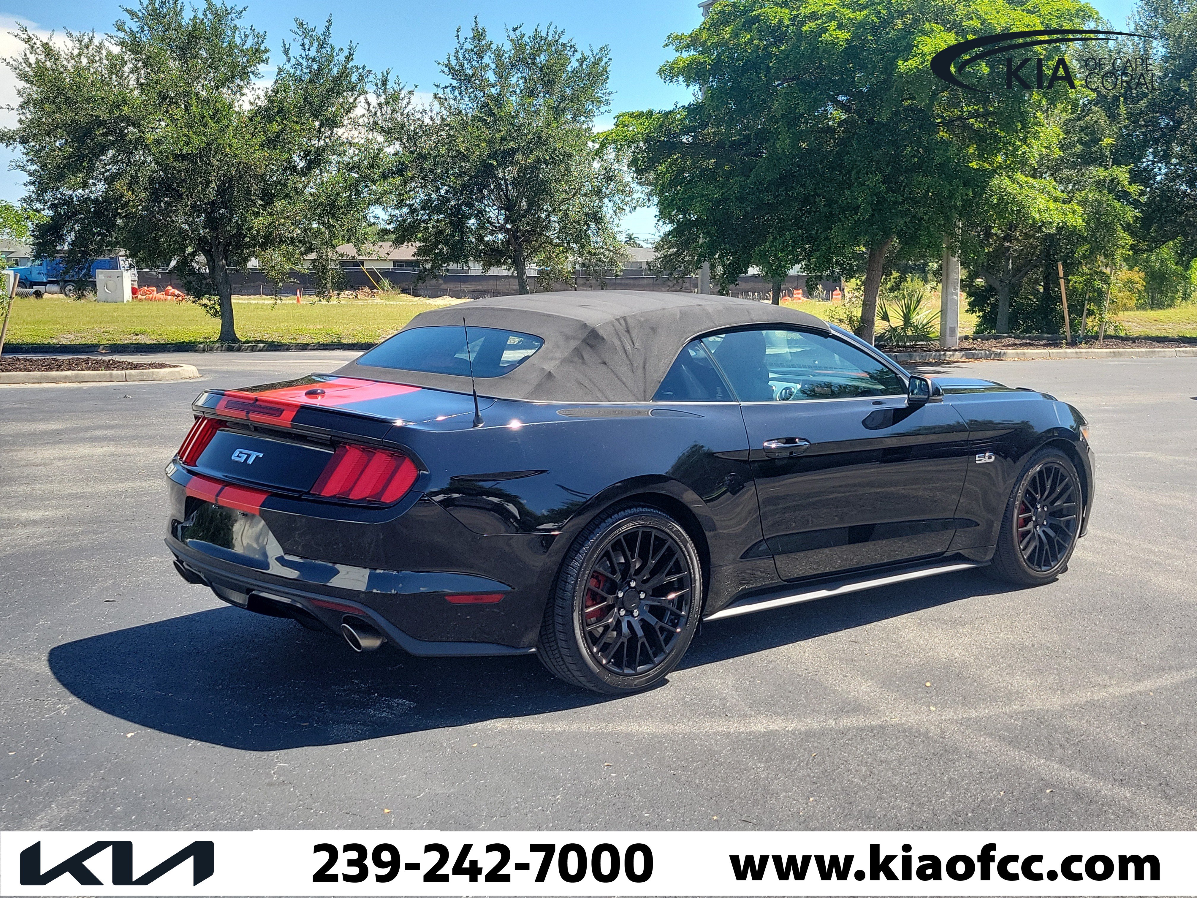 Used 2017 Ford Mustang GT Premium RWD image 6
