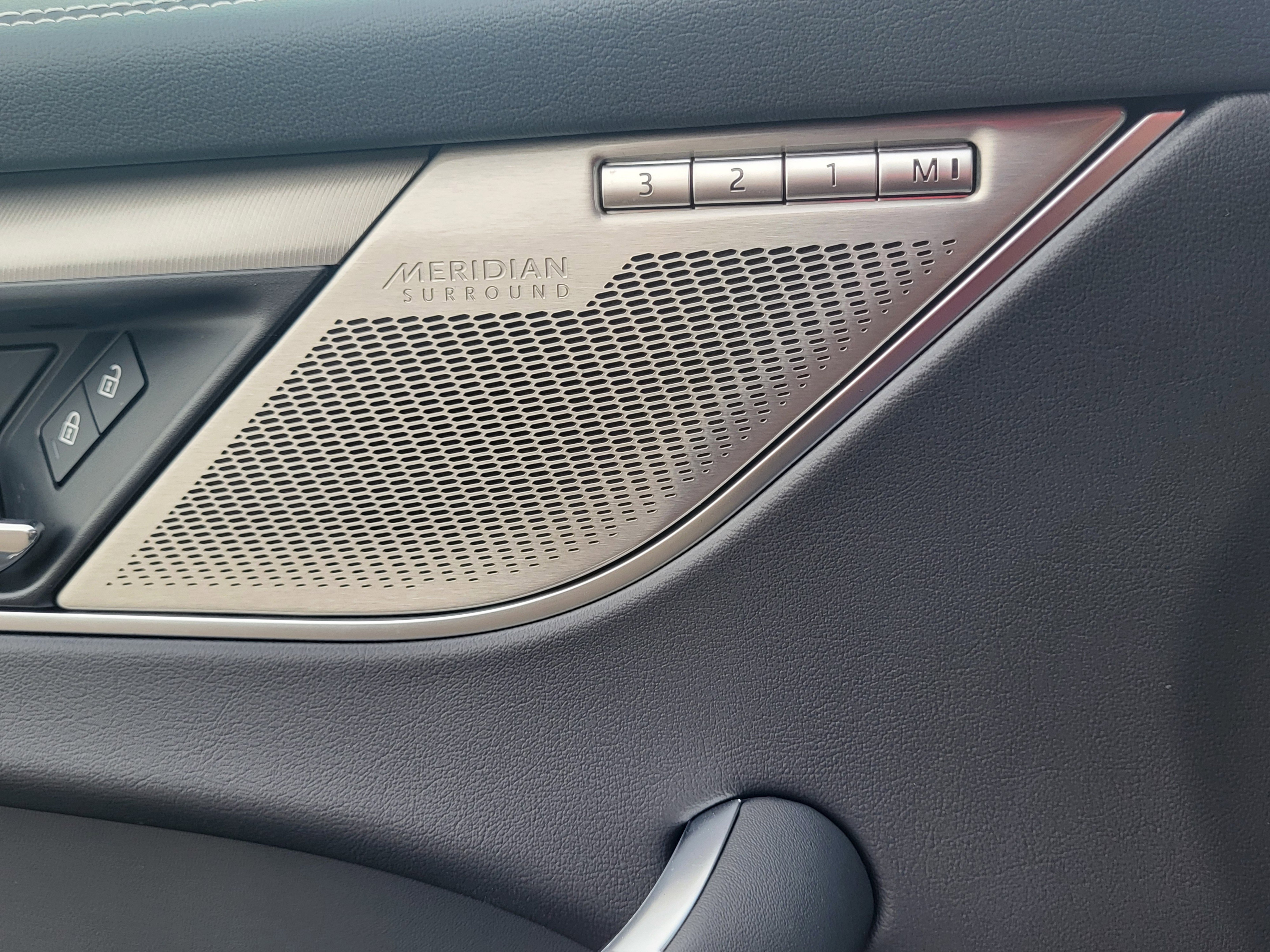 New 2026 Jaguar F-PACE R-Dynamic S image 28